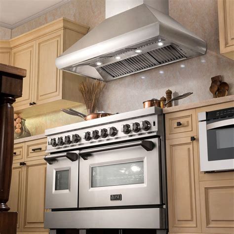 ZLINE Professional Ducted Wall Mount Range Hood in Stainless Steel (687)