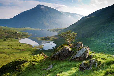 Cwm Idwal, Snowdonia, North Wales by Alan Novelli