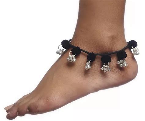 15 Latest Black Thread Anklet Designs For Girls (2023) - Tips and Beauty