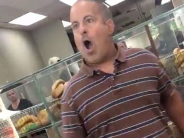 'Bagel Boss' Man Set To Fight Viral Internet Star In AC: Report | Bay Shore, NY Patch