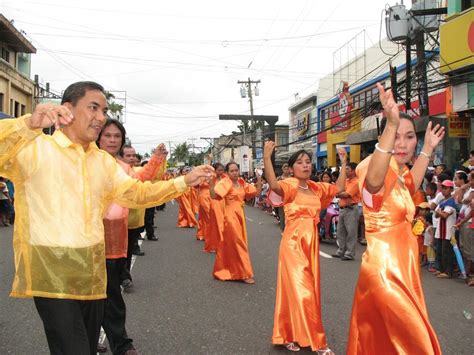 Pantomina – a Courtship Dance - Travel to the Philippines