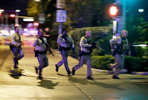 Multiple Weapons Found in Las Vegas Gunman’s Hotel Room - The New York ...