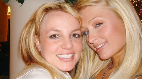 Paris Hilton Claims She Invented Selfies With Britney Spears in 2006 ...