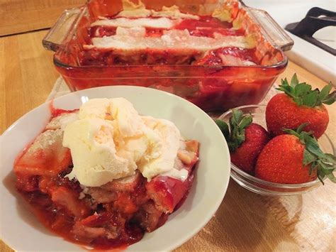 Strawberry Cobbler with Pie Crust - ParnellTheChef