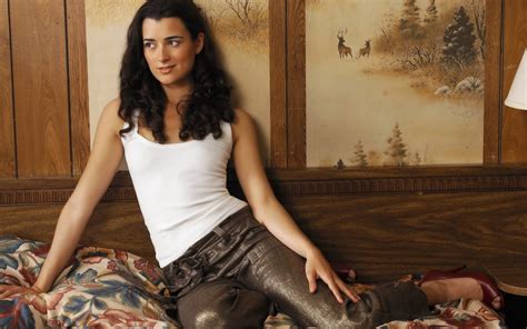 Ziva David (Cote De Pablo) Widescreen - Ziva David Wallpaper (12613897 ...