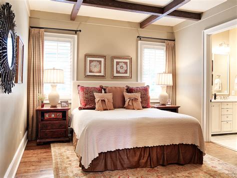 20 Sophisticated Traditional Bedroom Interiors You Wouldn't Want To Leave