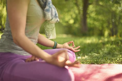 Gyan Mudra: the Key to Deep Meditation - SOLANCHA