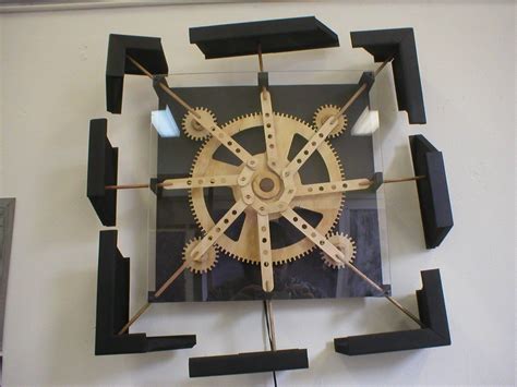 Kinetic Wall Sculptures - Dizzy. : 3 Steps - Instructables