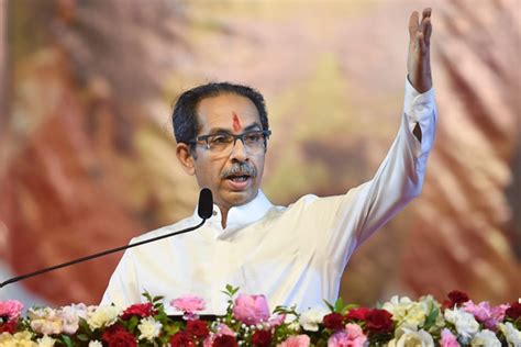 Shiv Sena Uddhav Thackeray: ठाकरे गटाने निवडणूक आयोगाकडे सादर केली ही ...