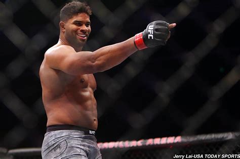 UFC free fight: Alistair Overeem stops Sergei Pavlovich in Round 1