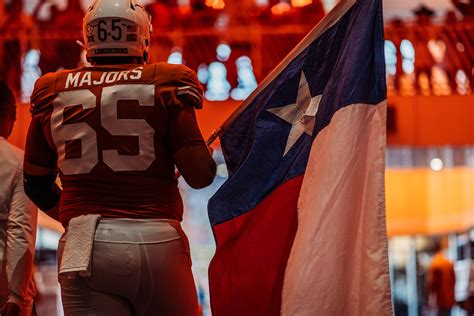 2022 Texas Football photography on Behance