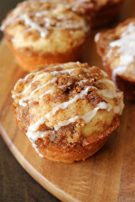 Easy Cinnamon Coffee Cake Muffins Recipe - Kindly Unspoken