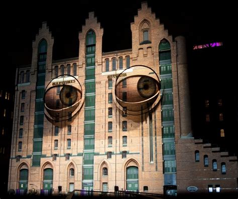 3D Projection Mapping - FILM AND ANIMATION