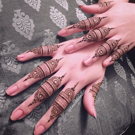 10 Latest Finger Mehndi Design Ideas For Eid | Bling Sparkle