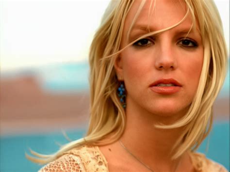 Britney Spears - I'm Not A Girl, Not Yet A Woman (Deleted Scenes ...