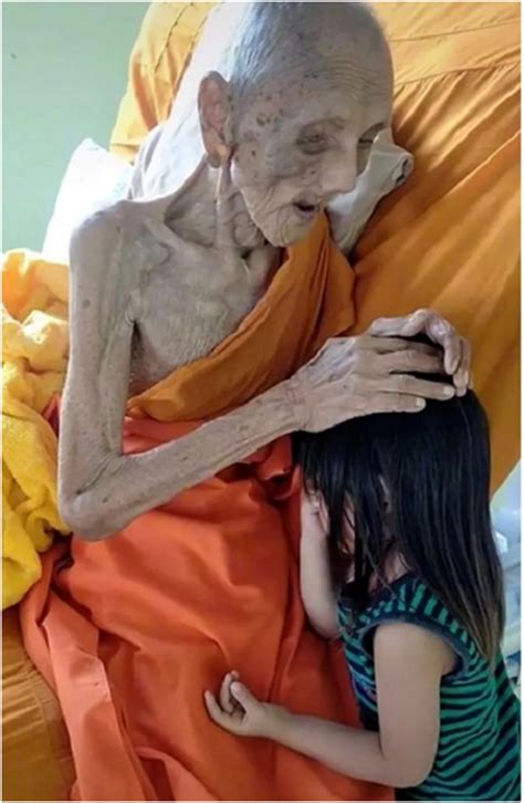 Video of 109-Year-Old Thai Man Falsely Viral As 200-Year-Old Himalayan Monk