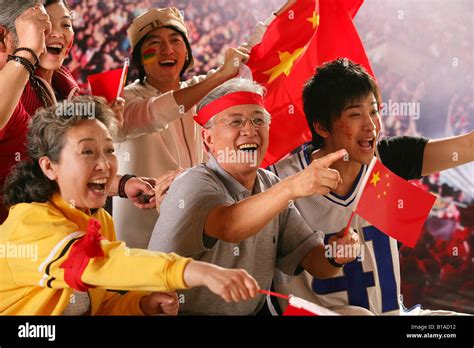 crowd cheering in stadium Stock Photo - Alamy