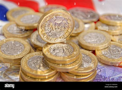 UK Pound Sterling coins Stock Photo - Alamy