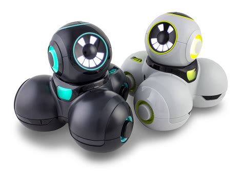 Cue the CleverBot is a coding robot for older kids