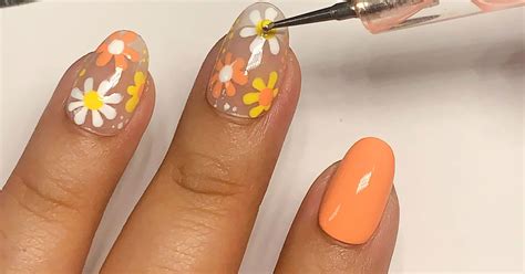Simple Flower Nail Designs For Beginners ~ Nail Floral Flower Beginners Simple Easy Nails ...
