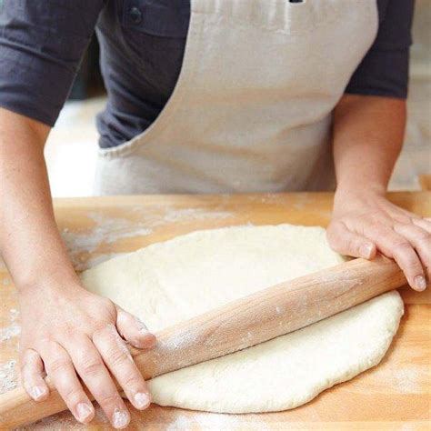 Pizza dough recipe - Chatelaine.com