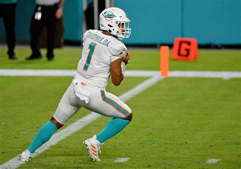 Tua Tagovailoa’s touchdown pass to DeVante Parker sets crazy NFL record ...