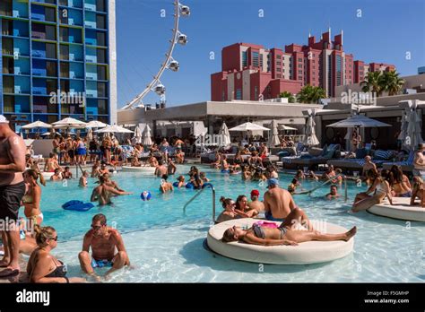 Las Vegas, Nevada. Millennials Relaxing at the Pool, The Linq Hotel ...