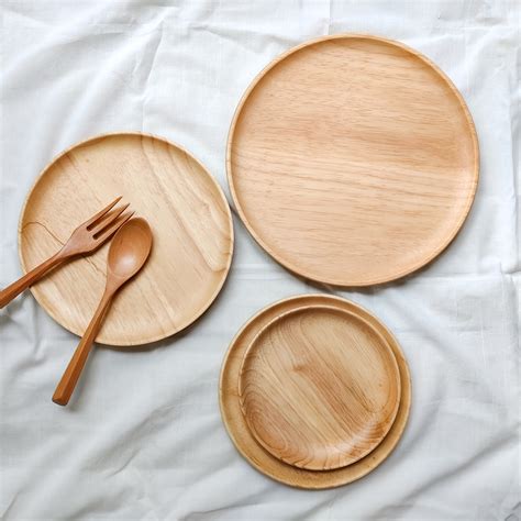 Rubber Round Wooden Plate – Franc Select