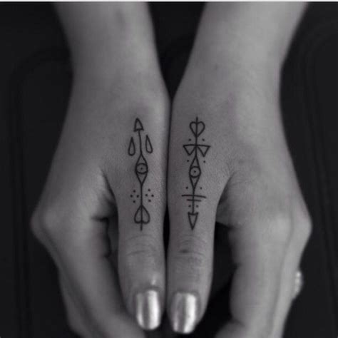 geometric via 1337 | Finger tattoo designs, Thumb tattoos, Finger tattoos