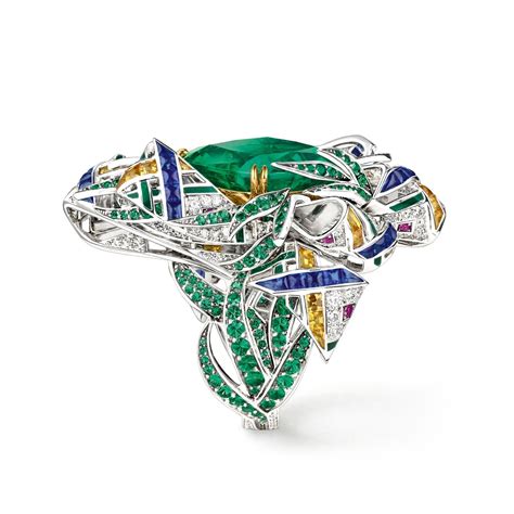 Chaumet est une fête: a virtuoso performance | Chaumet, High jewelry, Emerald jewelry