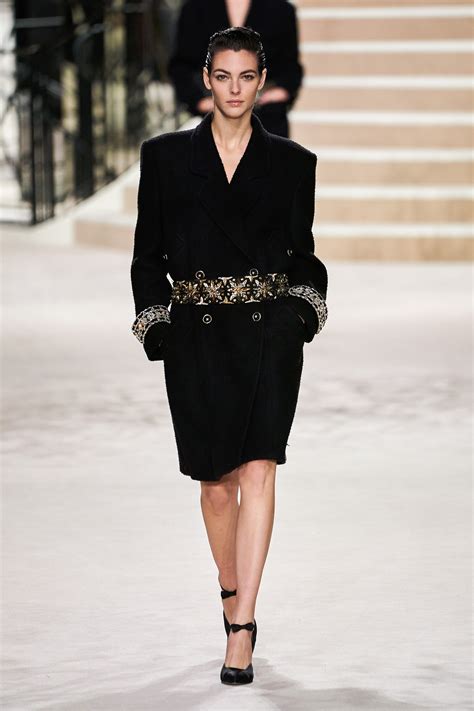 Chanel Pre-Fall 2020 Fashion Show | Vogue