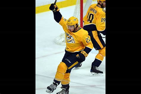 Nashville Predators Defeat Florida Panthers 4-3 for Fifth in a Row ...