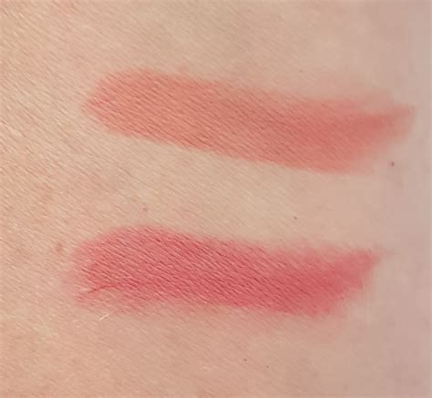 Beautifully Glossy: Burt's Bees lipstick review