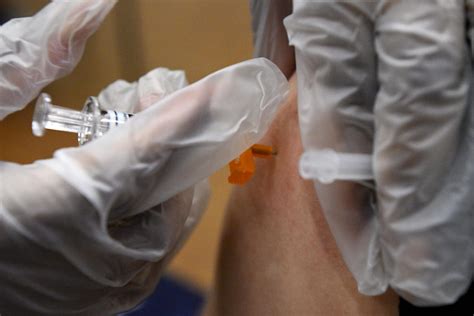 University announces details of flu vaccine requirement for 2023-24 | Hub