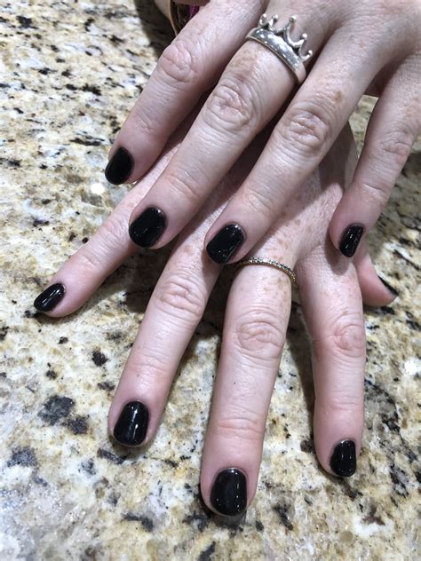 Black onyx by opi 💅🏽 #gelcolor #urbannailsbar #gelnails #gelmani #gelpolish #opi @opi | Urban ...