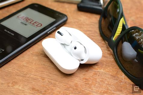 Apple's AirPods Pro return to a record low price on Amazon | Engadget