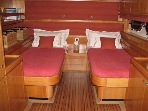 Catamaran ORION - Twin Cabin – Luxury Yacht Browser | by CHARTERWORLD Superyacht Charter