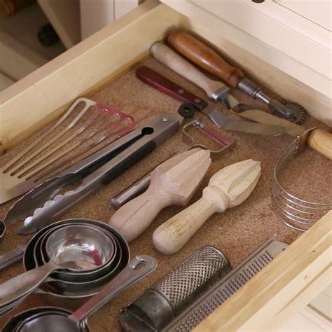 21 Awesome Kitchen Drawer Liners