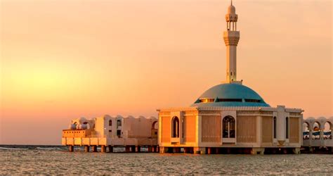 Al Rahma Mosque: The Floating Mosque In Jeddah, Saudi Arabia