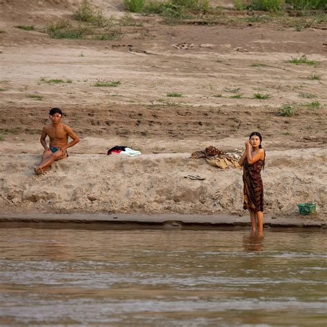 Bath time at sunset in Mekong River - Laos | The biggest bat… | Flickr