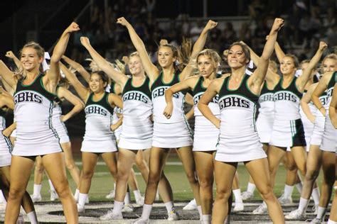 A Cheer for Homecoming: Freshman Dylan Rowe shares her experience at Homecoming Events – Granite ...