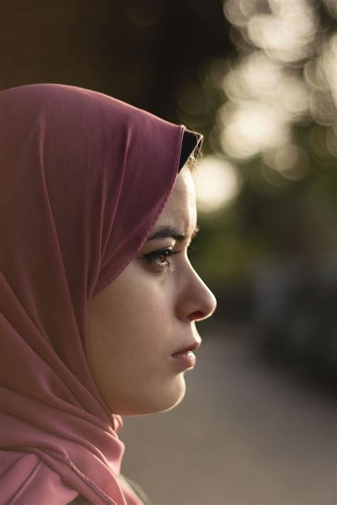 HD wallpaper: woman's gray hijab, eyes, girl, scarf, mysterious, women, religious Veil ...