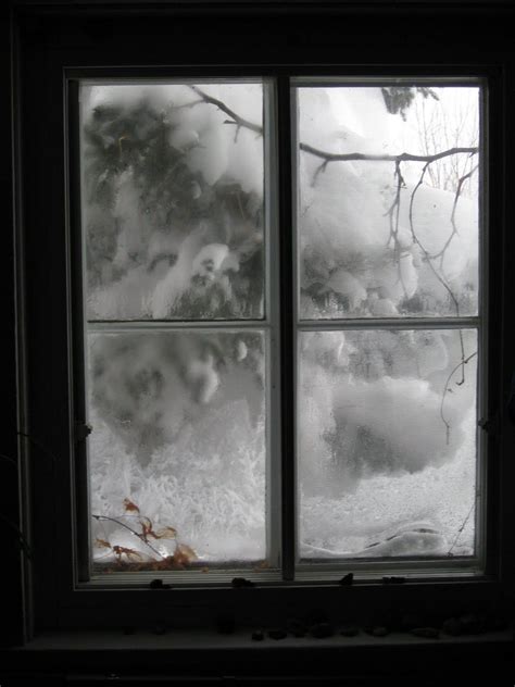 chaleur de l hiver...à Sainte-Luce #winter | Winter window, Winter ...