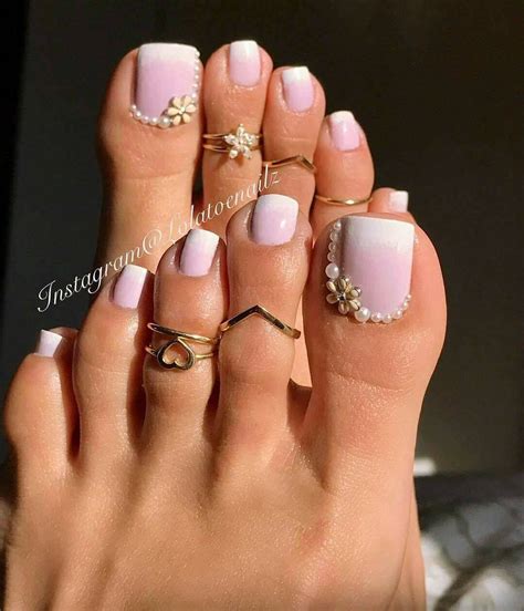 Pedicured feet n Nail's | Pretty toes, Toe nail art, Toe nails