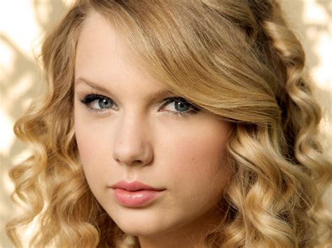 lipstick, beauty, pink, 720P, taylor, curly hair, taylor swift, star, blue, eyes, hair, long, s ...