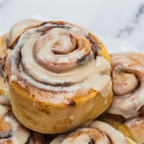 Air Fryer Cinnamon Rolls (Easiest Ever!) | Bake It With Love