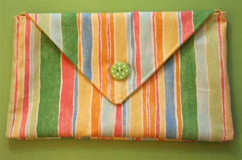 How to sew a button-closure pouch | Sewing a button, Pencil pouch pattern, Fabric envelope