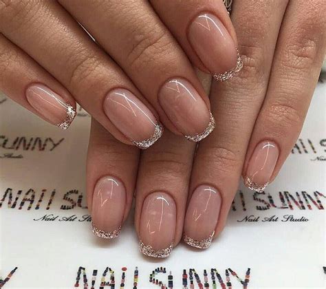 Famous French Nails With Gold Tips 2022 - fsabd42