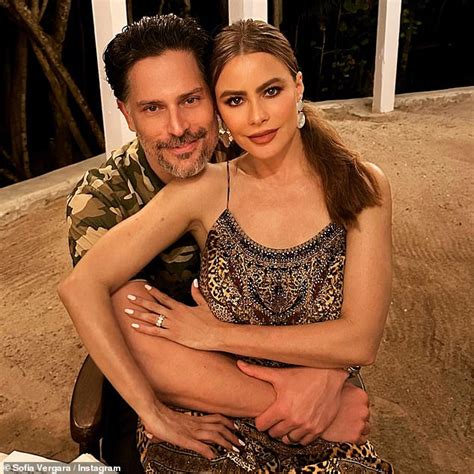 Sofia Vergara cozies up to Joe Manganiello in sweet snaps ahead of 2023: 'Waiting for the new ...