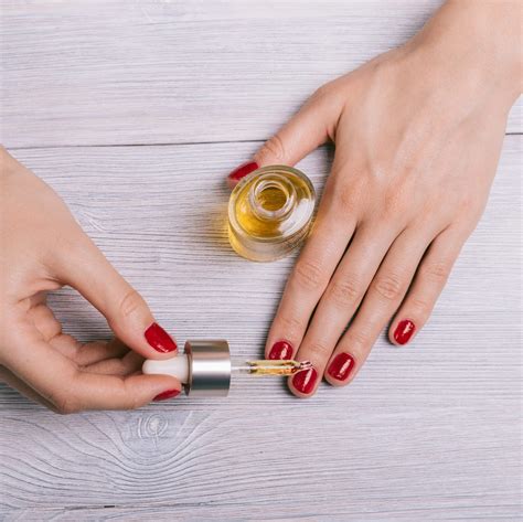 10 Best Cuticle Oils — Cuticle Oils to Hydrate and Strengthen Nails